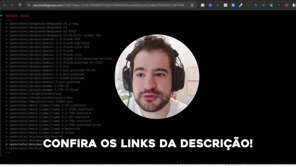 Terminal com lista de modelos disponíveis (OpenRouter) e rosto do apresentador em sobreposição circular, imagem clara e legível