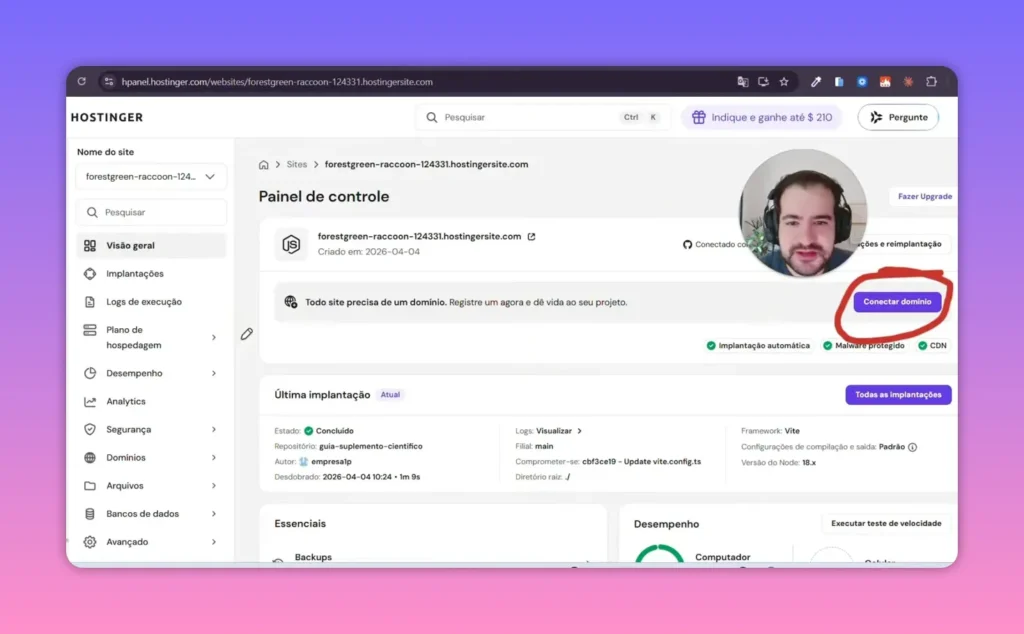 Painel de controle da Hostinger com o botão “Conectar domínio” destacado
